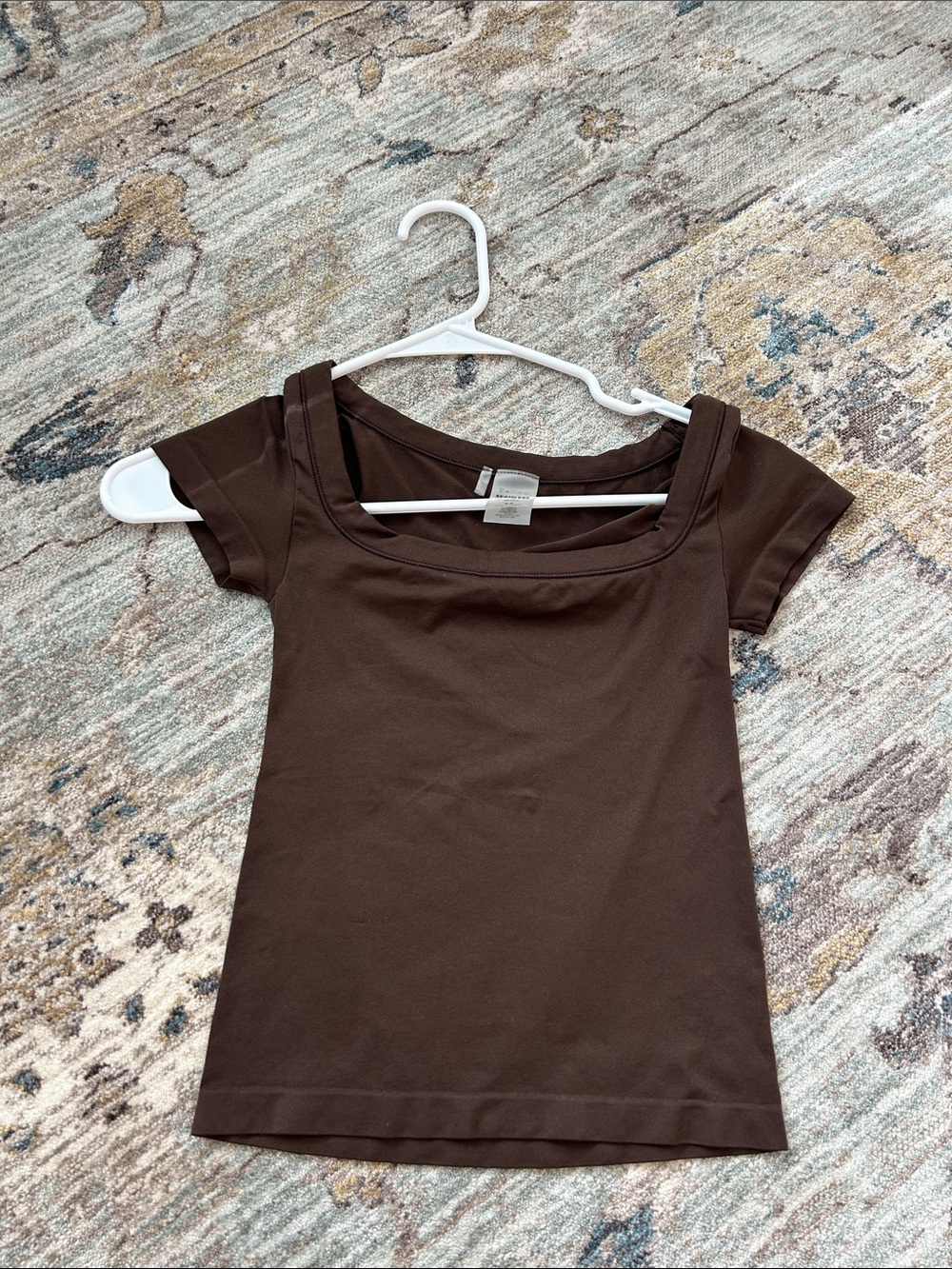 Aritzia Brown Square-Neck Short Sleeve Women's Top